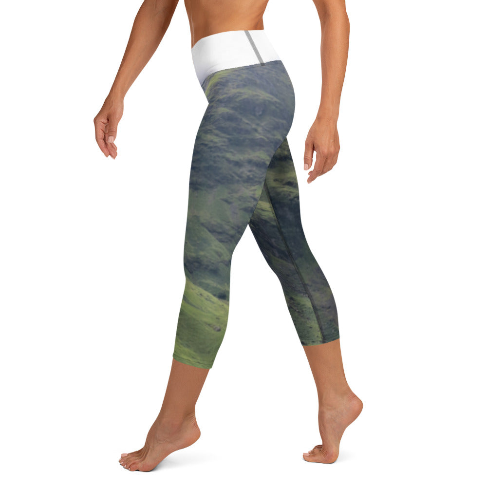 Highlands Yoga Capri Leggings